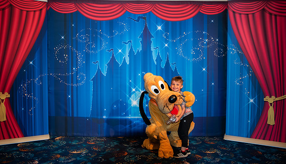 Pluto_0200