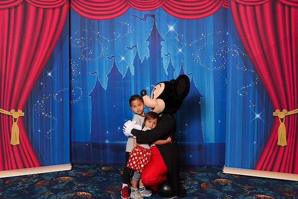 MICKEY_Disney_2025_13-08919
