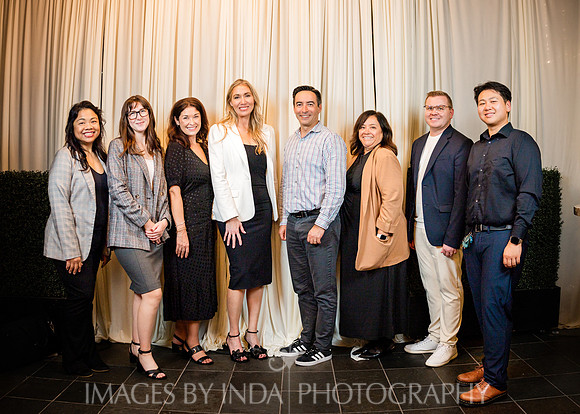 HMNA_Grads_2025_GROUP_BEST-21