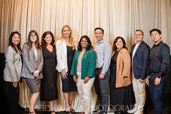 HMNA_Grads_2025_GROUP_BEST-24