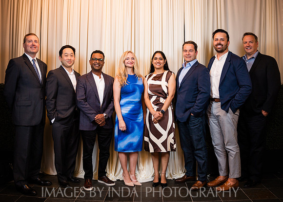 HMNA_Grads_2025_GROUP_BEST-34
