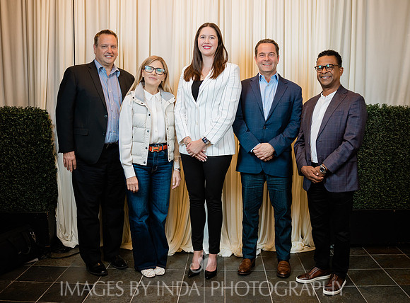 HMNA_Grads_2025_GROUP_BEST-49