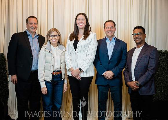 HMNA_Grads_2025_GROUP_BEST-50
