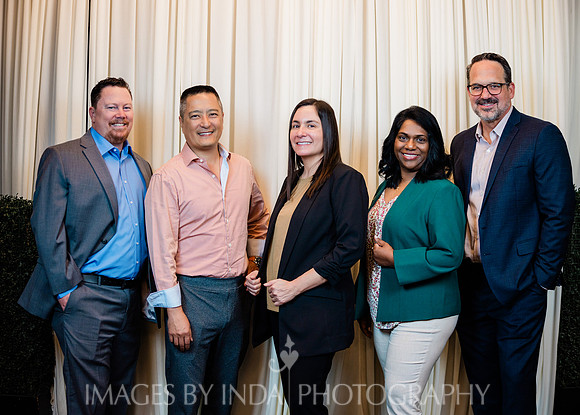 HMNA_Grads_2025_GROUP_BEST-60