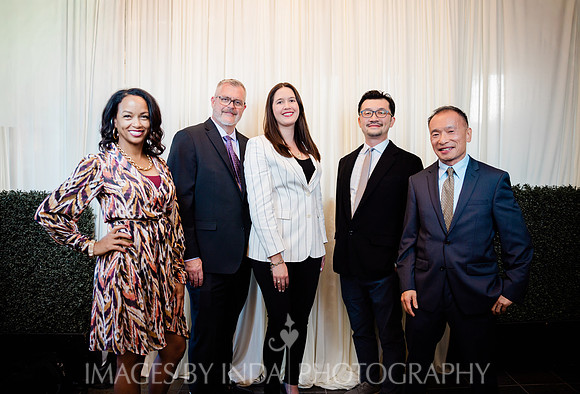 HMNA_Grads_2025_GROUP_BEST-195