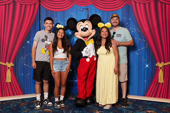 MICKEY_Disney_2025_134-08918