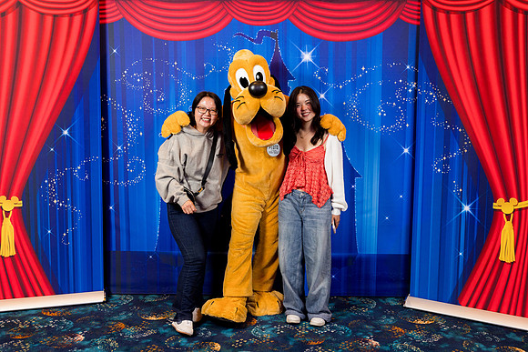 Pluto_Disney_2025_28-3873