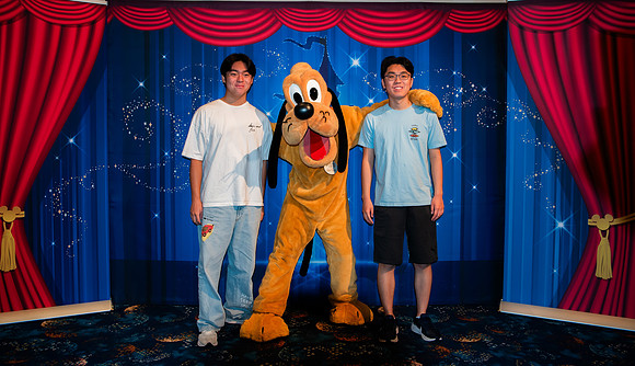 Pluto_0186