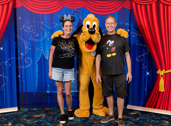 Pluto_Disney_2025_09-3918
