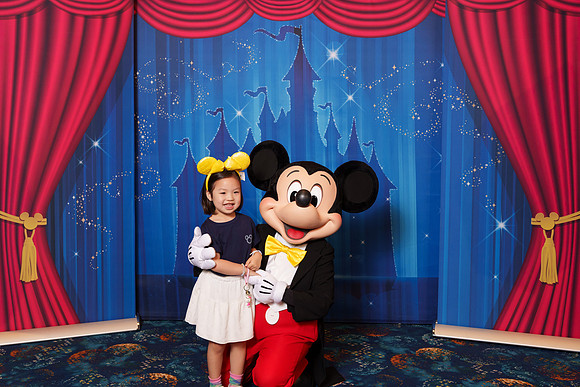 MICKEY_Disney_2025_146-08951
