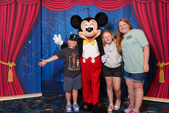 MICKEY_Disney_2025_107-08822