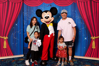 MICKEY_Disney_2025_11-08928