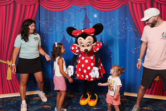 MINNIE_Disney_2025_69-08652
