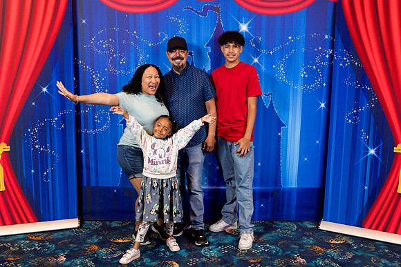 Family_Disney_2025_25-3646