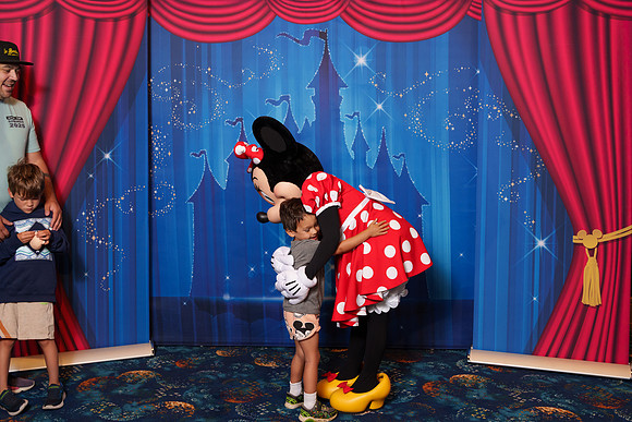 MINNIE_Disney_2025_71-08658