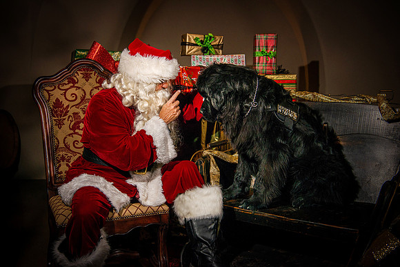 A_SANTA_DEC_5-0681