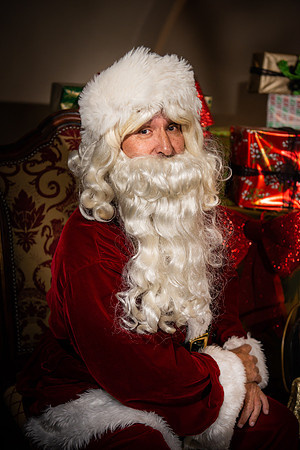SANTA_DEC_4-9175