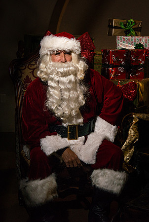 SANTA_DEC_4-0553