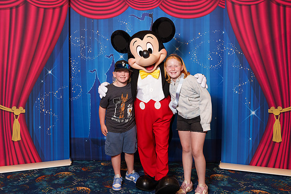 MICKEY_Disney_2025_106-08820