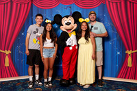 MICKEY_Disney_2025_14-08918