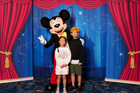MICKEY_Disney_2025_17-08910