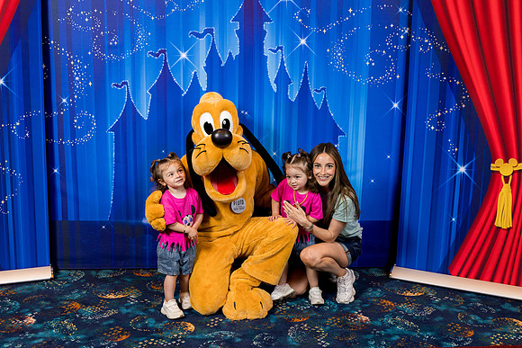 Pluto_Disney_2025_38-3846