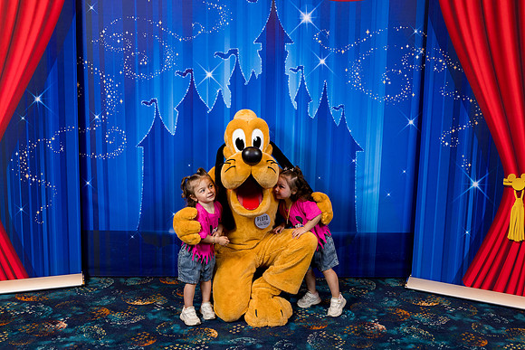 Pluto_Disney_2025_40-3840