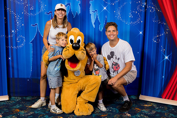 Pluto_Disney_2025_42-3837