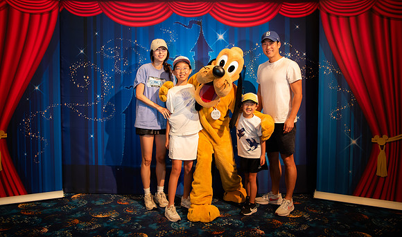 Pluto_0296