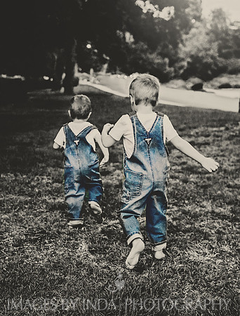 Staglianio_409_V_Crop_BW-blue