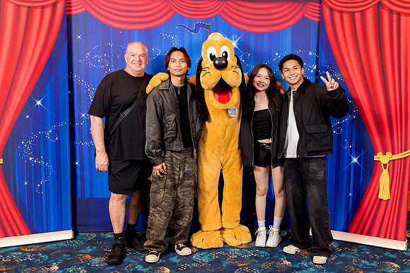 Pluto_Disney_2025_07-3920