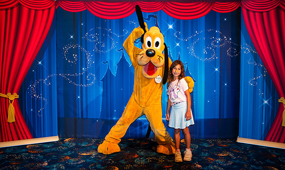 Pluto_0349