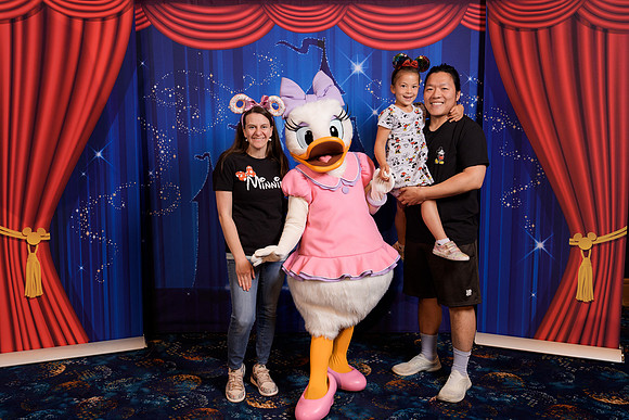 Daisy_Disney_2025_08-02311