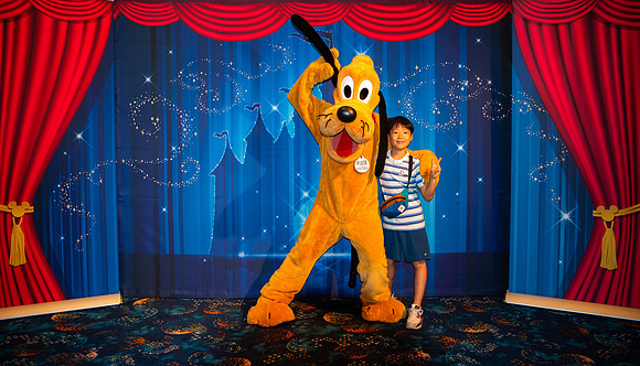 Pluto_0384