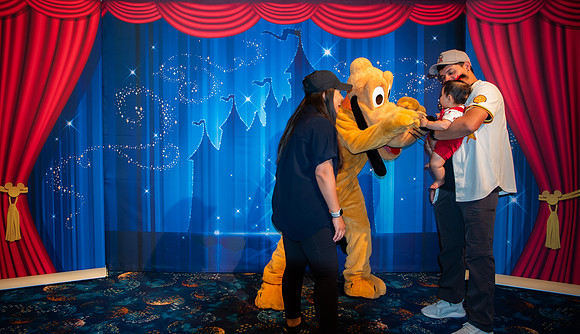 Pluto_0275