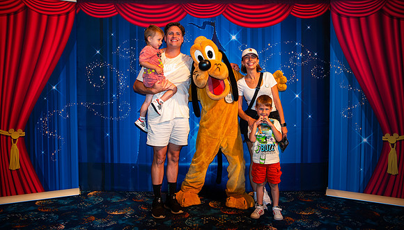 Pluto_0404