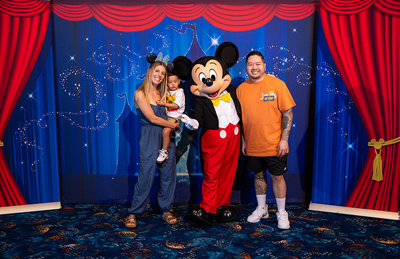 Mickey_2051