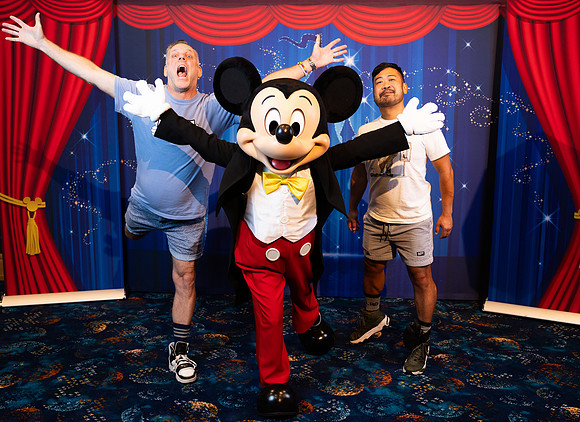 sneak-disney_2105