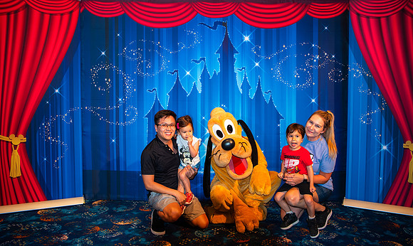Pluto_0354